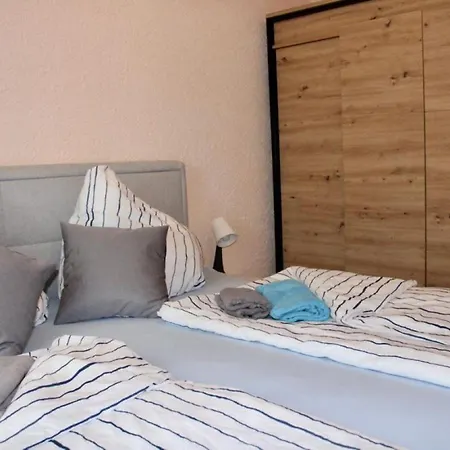 Amsel Apartment *